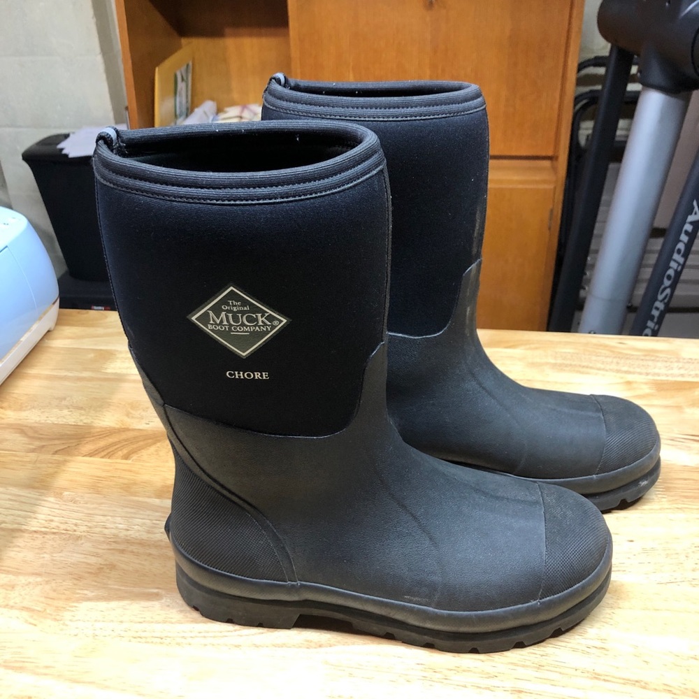 Much Chore Boots..Never Worn..Mens 10 Womens 11